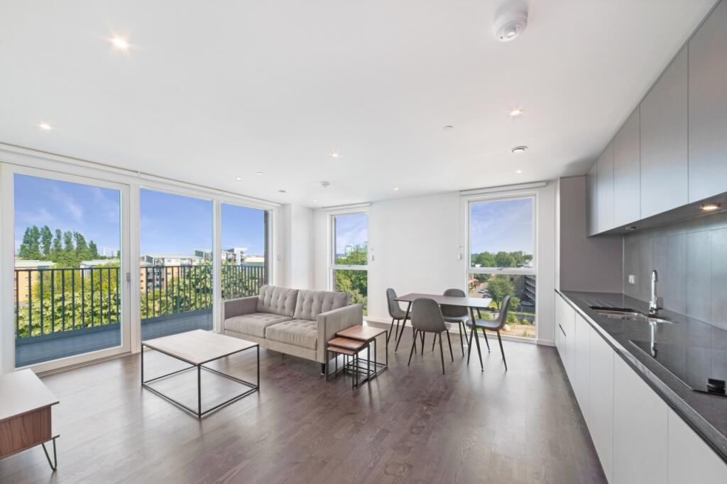 2 bed 1st Floor Flat for rent in Deptford. From Chase Evans - Greenwich 2 bed 1st Floor Flat for rent in Deptford. From Chase Evans - Greenwich