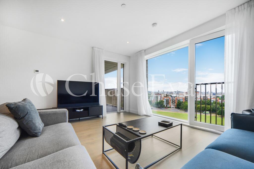 2 bed 1st Floor Flat for rent in Greenwich. From Chase Evans - Greenwich