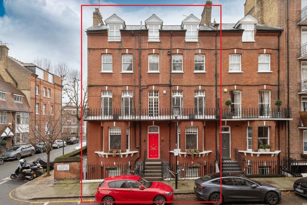 4 bed End Terraced House for rent in Chelsea. From Chatterton Rees - London