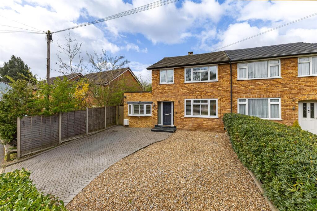 4 bed Semi Detached for rent in Sunningdale. From Chatterton Rees - London