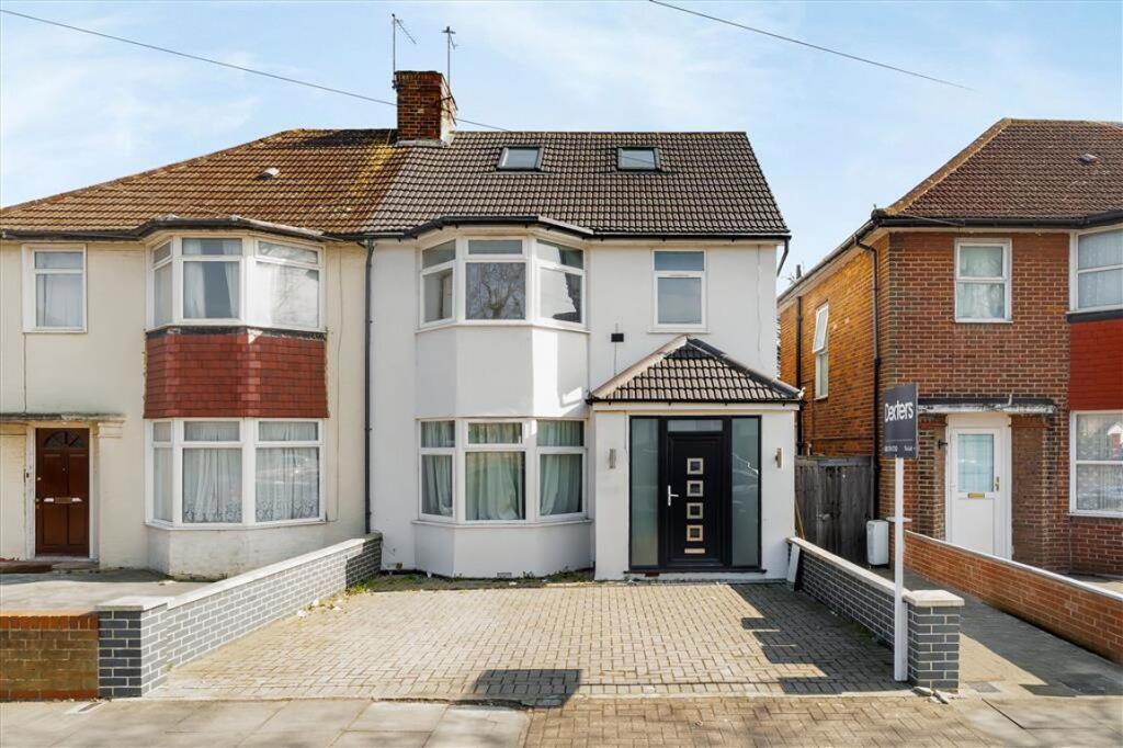 5 bed Semi Detached for rent in Wembley. From Chelsea Square - Cricklewood 5 bed Semi Detached for rent in Wembley. From Chelsea Square - Cricklewood