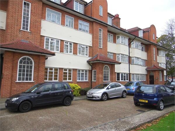 2 bed Flat for rent in Harrow. From Christopher Edwards - Rayners Lane - Pinner