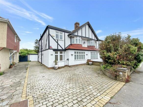 5 bed Semi Detached for rent in Sidcup. From Christopher Russell - Sidcup - The Oval