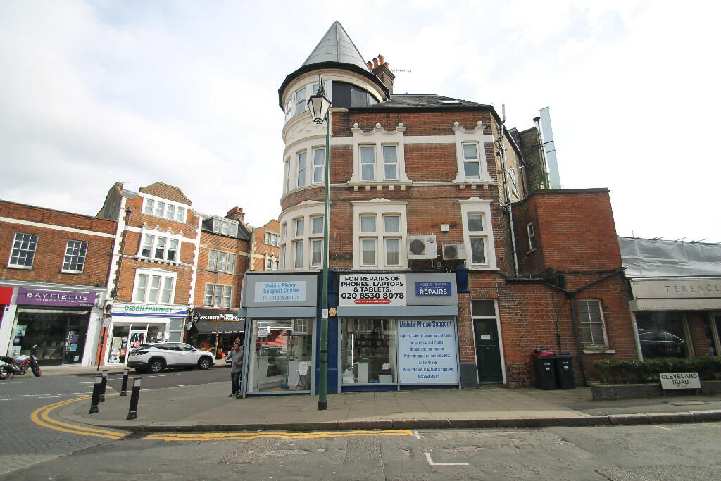 1 bed Flat for rent in London. From Circa Residential Property - South Woodford