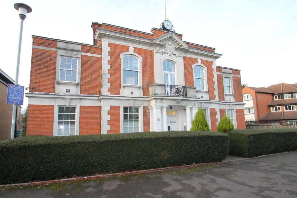 2 bed Apartment for rent in Chingford. From Circa Residential Property - South Woodford