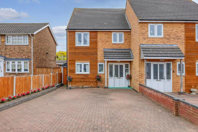 4 bed Detached for rent in Romford. From CITY REALTOR LIMITED - London
