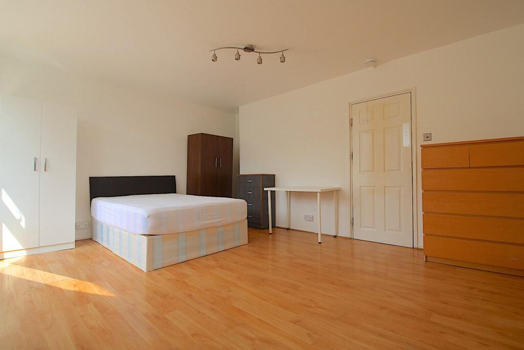 4 bed House Share for rent in London. From CITY REALTOR LIMITED - London