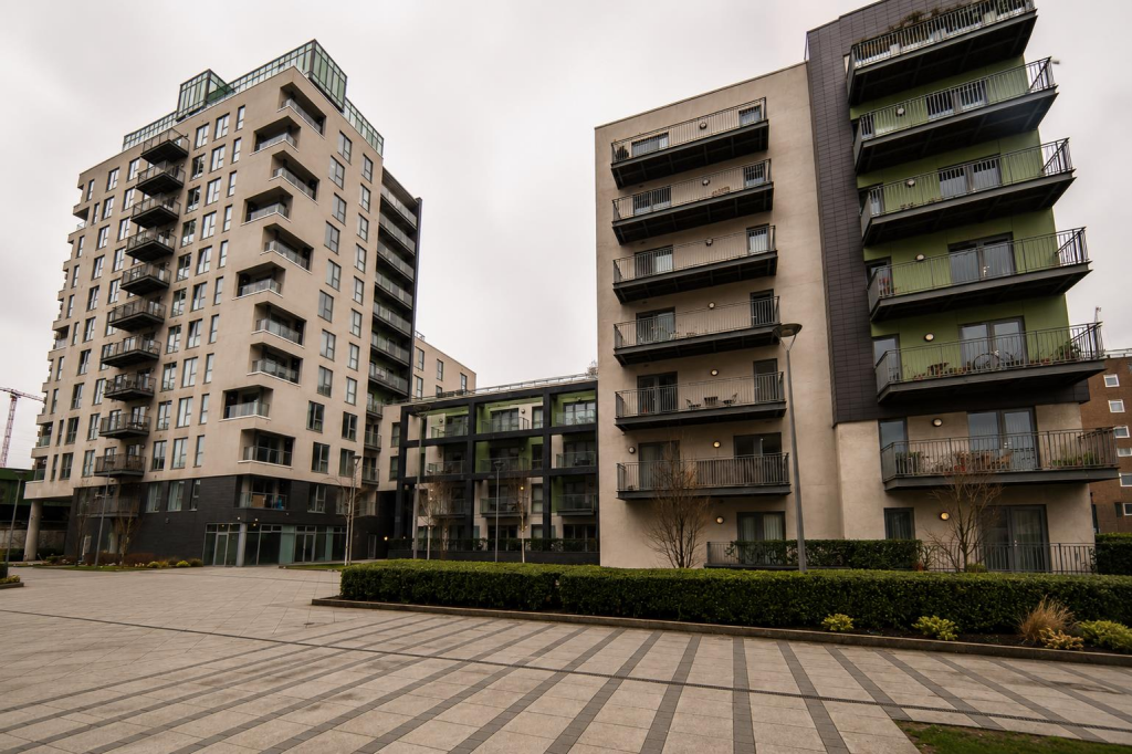 4 bed 1st Floor Flat for rent in London. From CITY REALTOR LIMITED - London