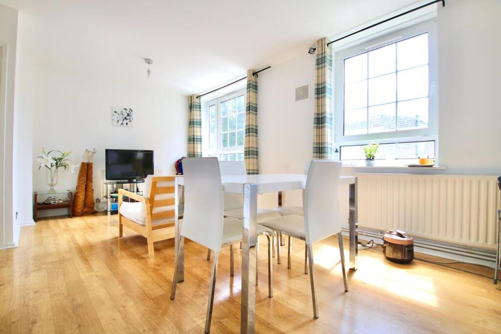 4 bed 1st Floor Flat for rent in Stepney. From CITY REALTOR LIMITED - London