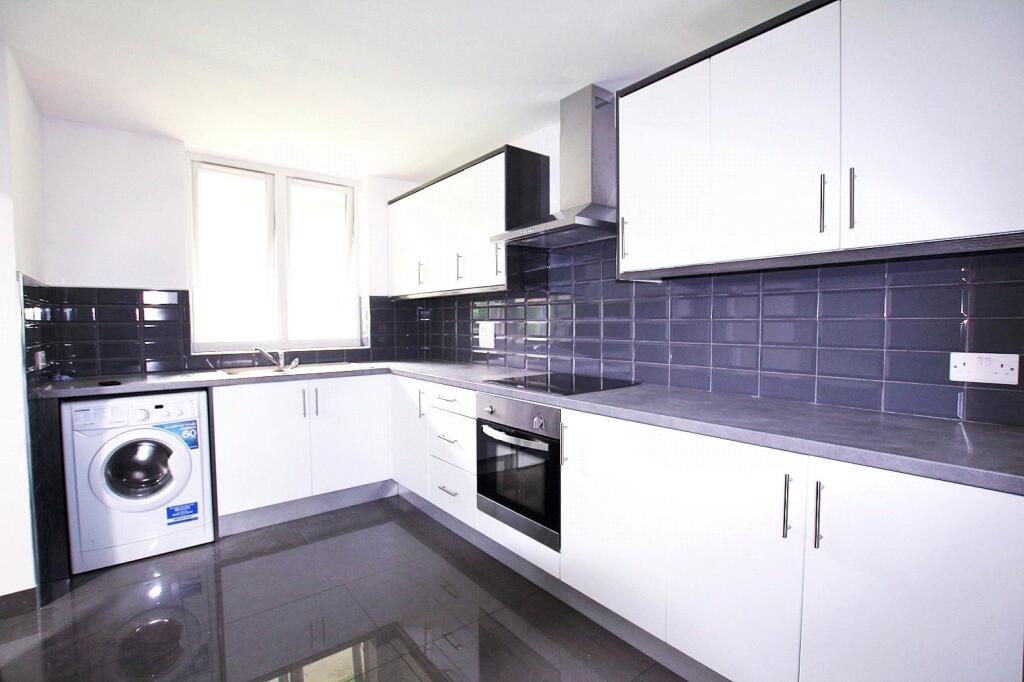 3 bed Apartment for rent in London. From Claremont Estates - London