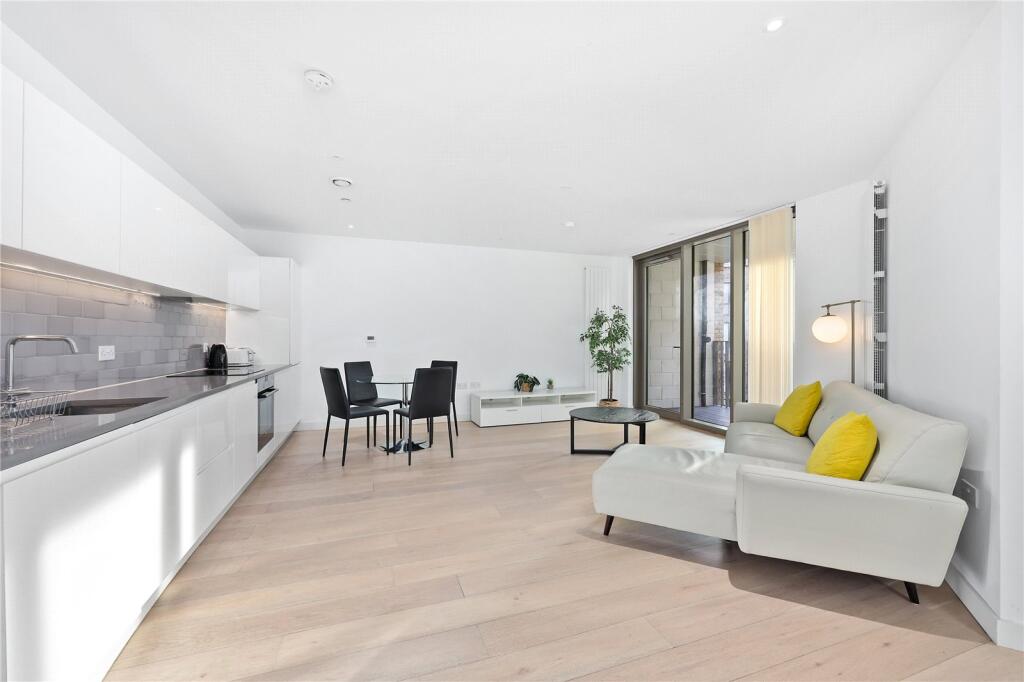 2 bed Apartment for rent in West Ham. From Claremont Estates - London