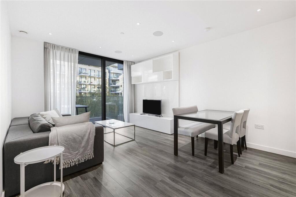 2 bed Apartment for rent in Stepney. From Claremont Estates - London