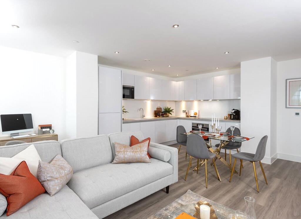 2 bed Apartment for rent in Southall. From Claremont Estates - London 2 bed Apartment for rent in Southall. From Claremont Estates - London