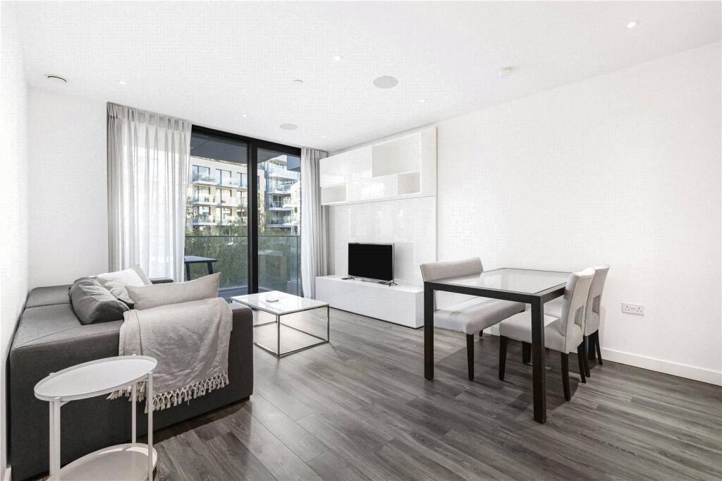 2 bed Apartment for rent in Stepney. From Claremont Estates - London 2 bed Apartment for rent in Stepney. From Claremont Estates - London
