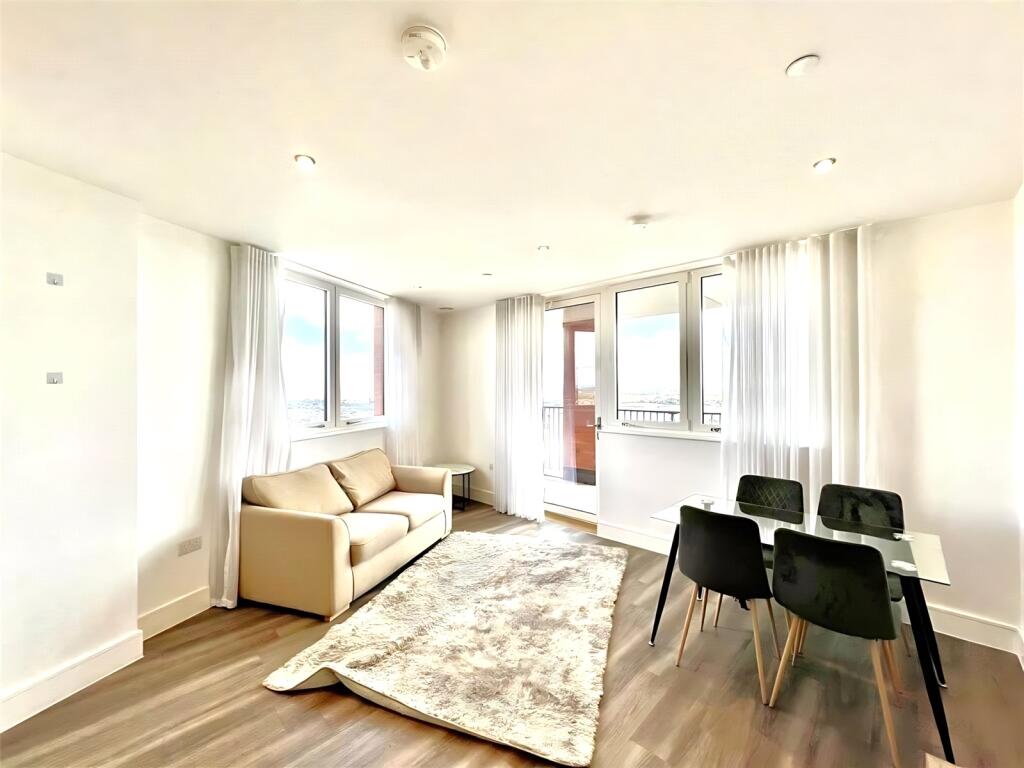 2 bed Apartment for rent in Southall. From Claremont Estates - London 2 bed Apartment for rent in Southall. From Claremont Estates - London