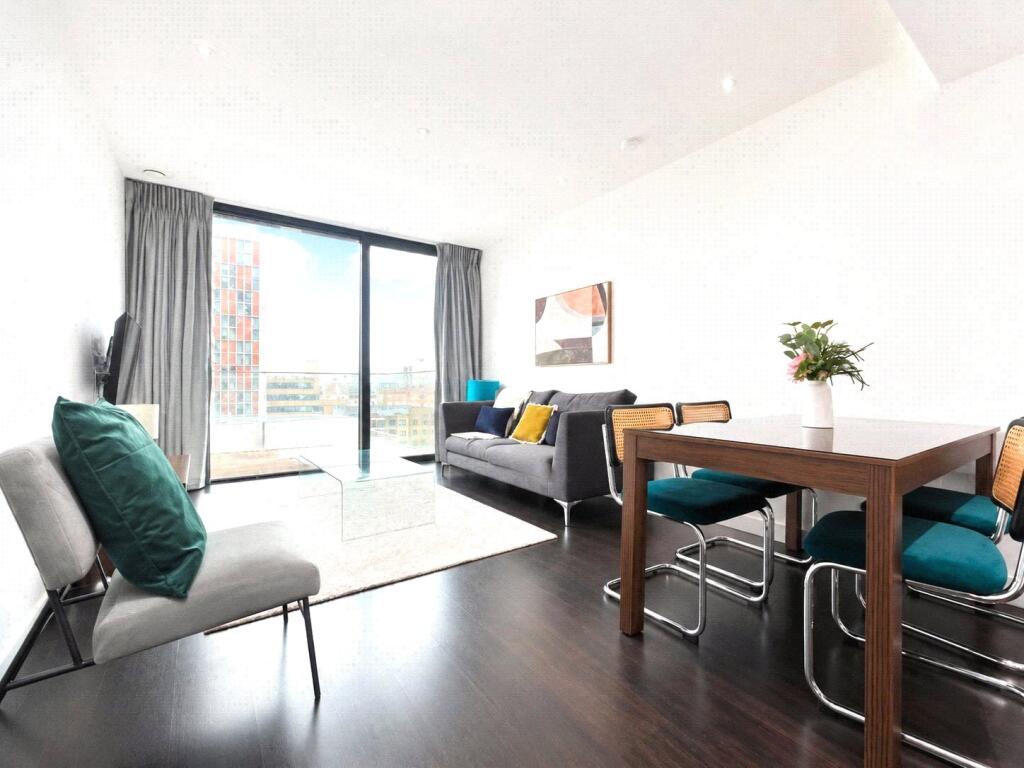 2 bed Apartment for rent in Stepney. From Claremont Estates - London
