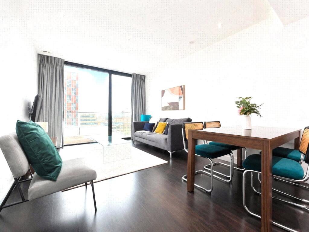 2 bed Apartment for rent in Stepney. From Claremont Estates - London