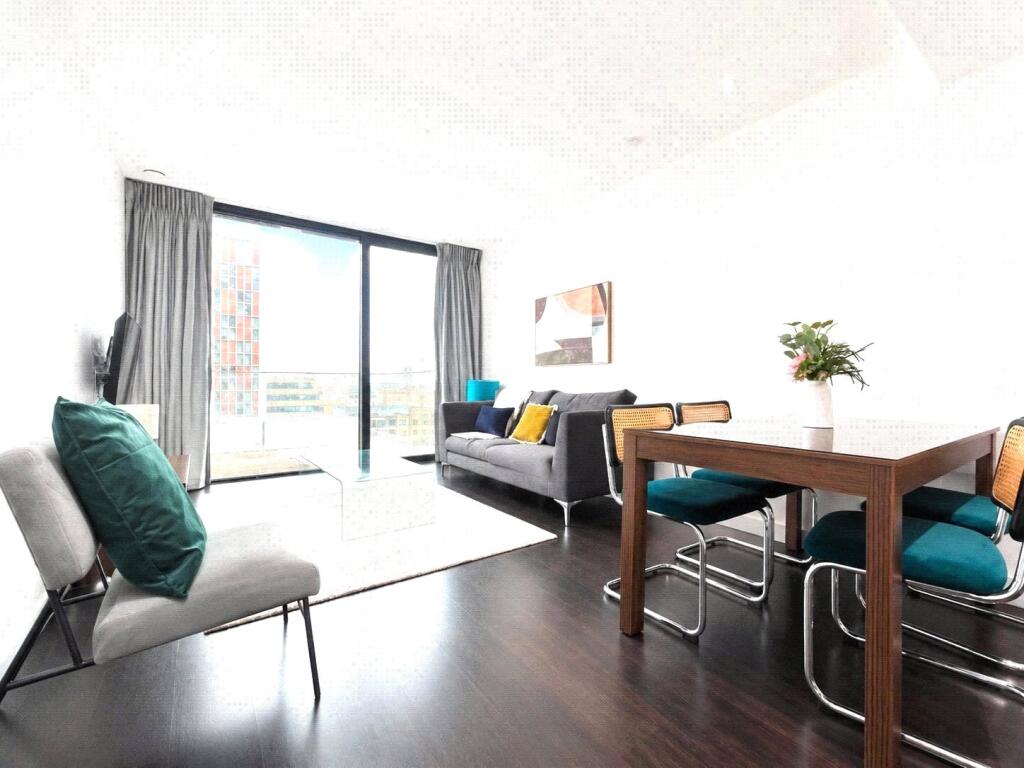 2 bed Apartment for rent in Stepney. From Claremont Estates - London