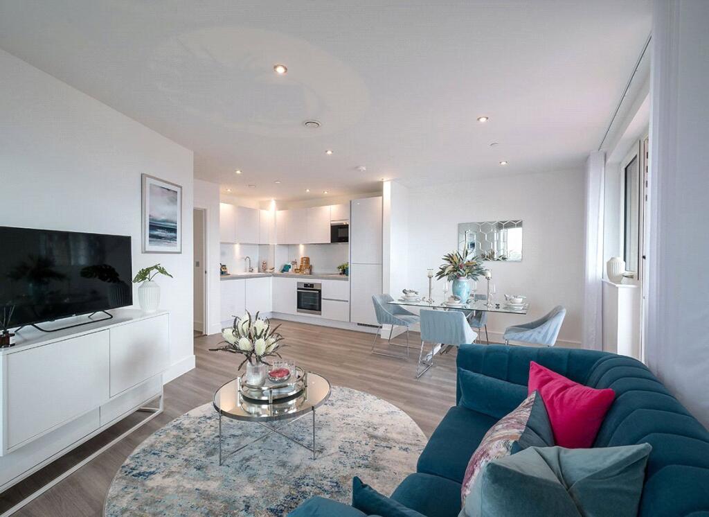 2 bed Apartment for rent in Southall. From Claremont Estates - London