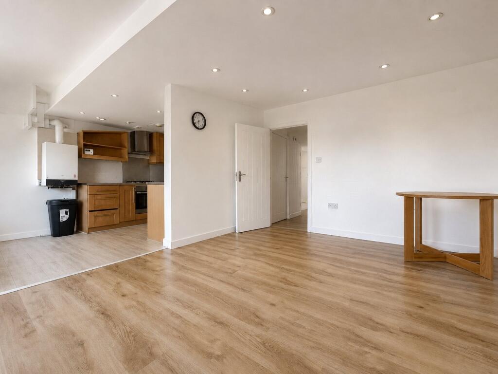 2 bed Apartment for rent in West Ham. From Claremont Estates - London 2 bed Apartment for rent in West Ham. From Claremont Estates - London