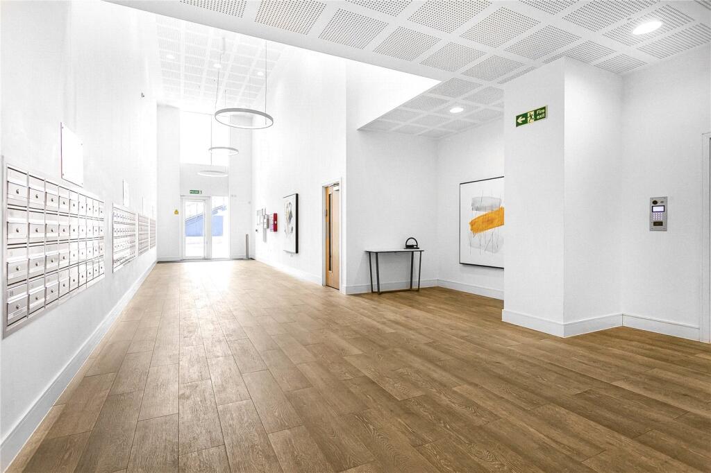 2 bed Apartment for rent in Southall. From Claremont Estates - London
