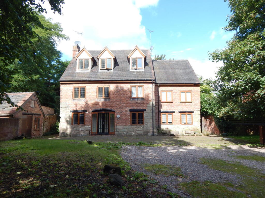 2 bed Barn Conversion for rent in Rugeley. From Chariot Estates - Burntwood 2 bed Barn Conversion for rent in Rugeley. From Chariot Estates - Burntwood