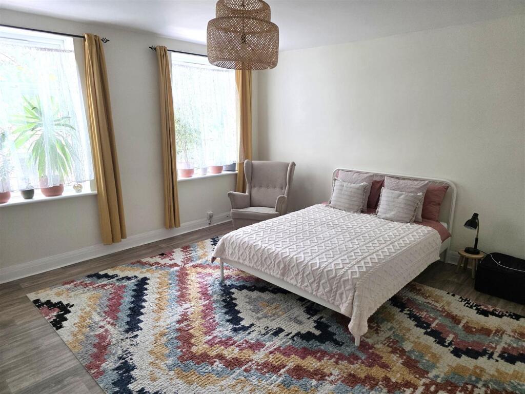 2 bed 1st Floor Flat for rent in Walthamstow. From Clarke Hillyer