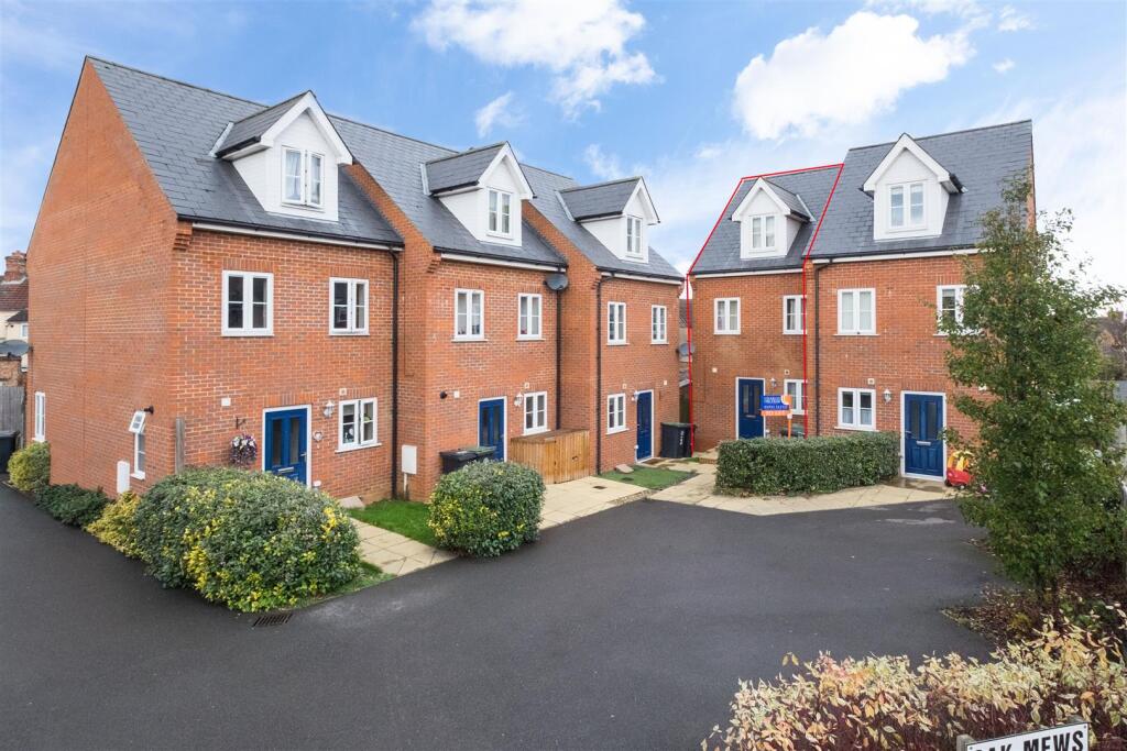 3 bed Semi Detached for rent in Rushden. From Charles Orlebar Estate Agents - Rushden