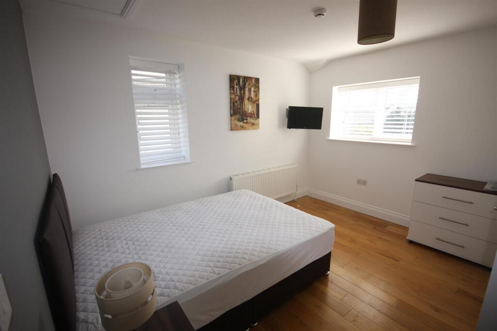 4 bed Apartment for rent in Quidhampton. From Cloud Homes - Salisbury