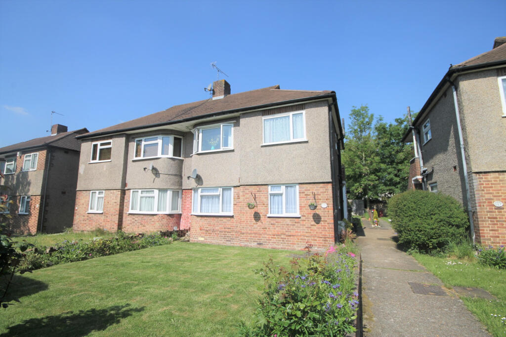 2 bed Apartment for rent in Crofton. From Coady Phillips - Bromley