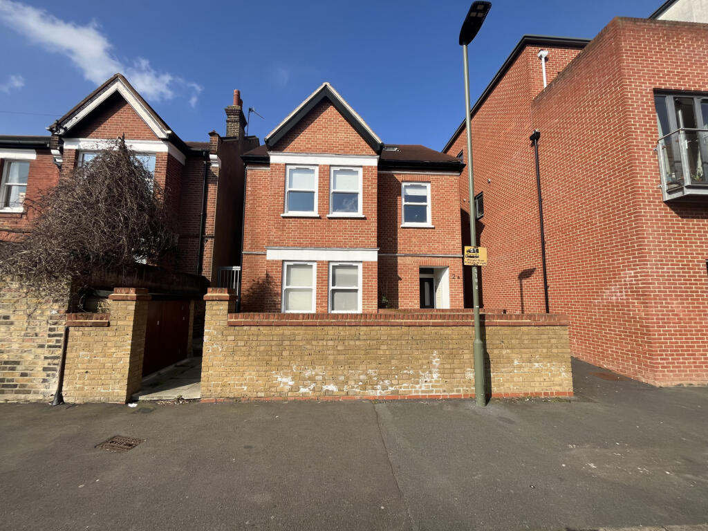 2 bed Apartment for rent in Beckenham. From Coady Phillips - Bromley 2 bed Apartment for rent in Beckenham. From Coady Phillips - Bromley