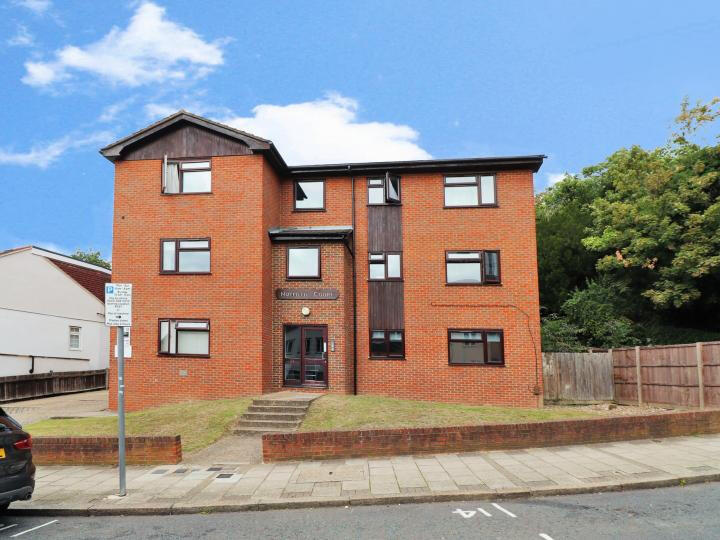 1 bed 1st Floor Flat for rent in Beckenham. From Coady Phillips - Bromley