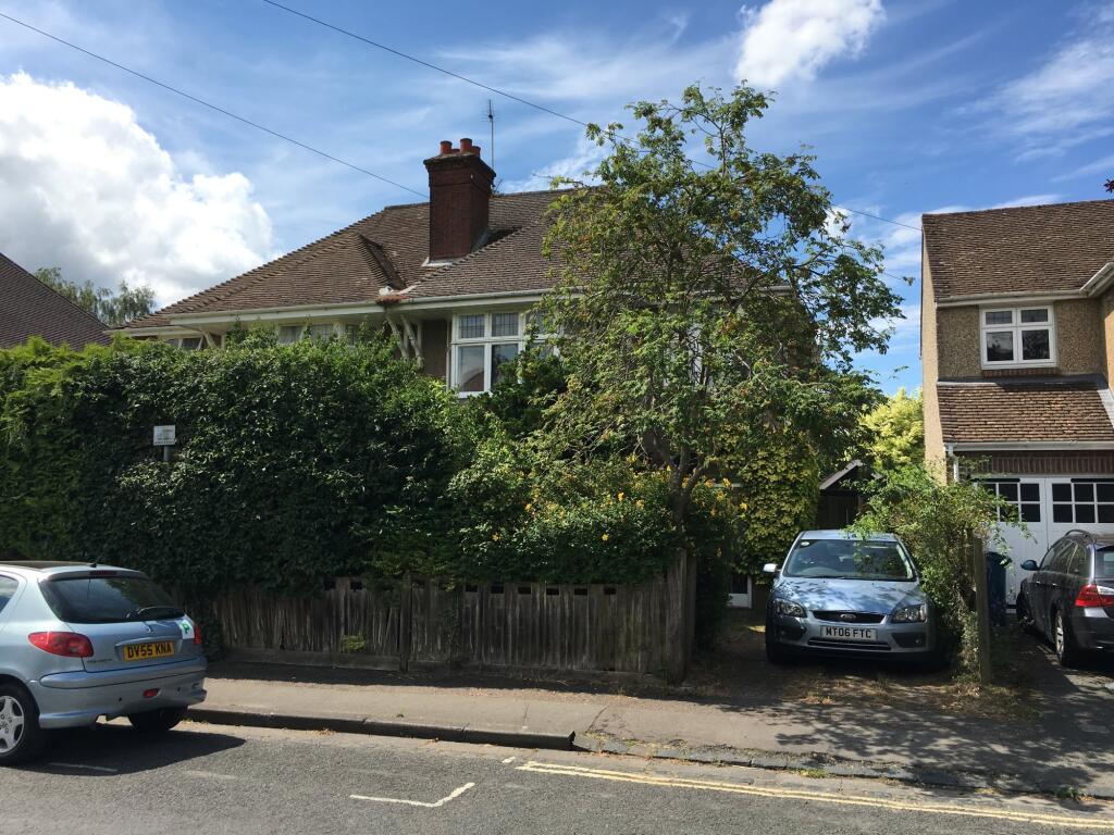 3 bed Semi Detached for rent in Elsfield. From College & County ltd - Oxford