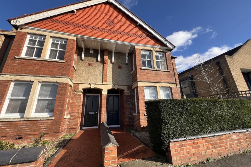6 bed Semi Detached for rent in Oxford. From College & County ltd - Oxford 6 bed Semi Detached for rent in Oxford. From College & County ltd - Oxford