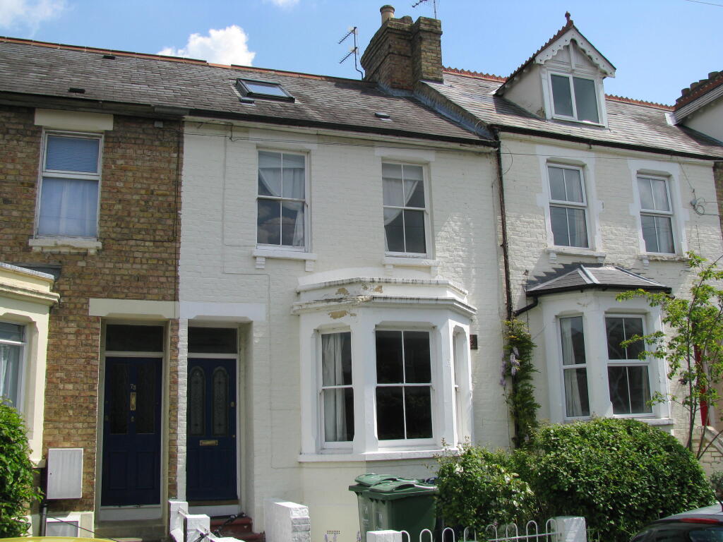 5 bed Mid Terraced House for rent in Oxford. From College & County ltd - Oxford 5 bed Mid Terraced House for rent in Oxford. From College & County ltd - Oxford