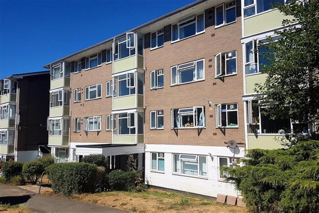 2 bed 1st Floor Flat for rent in Oxford. From College & County ltd - Oxford