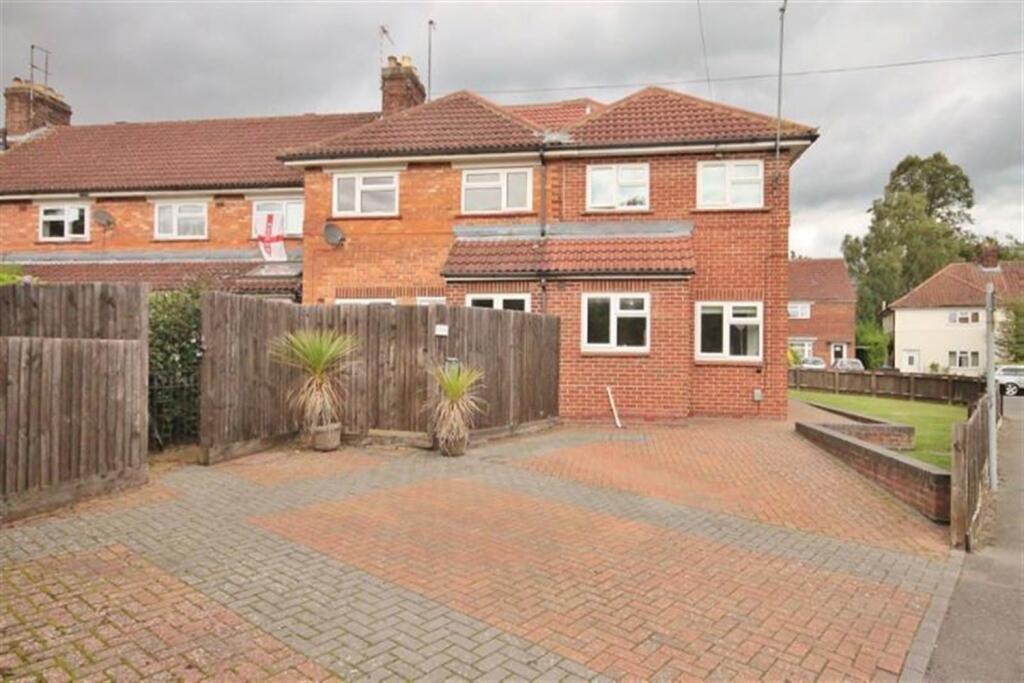 1 bed Apartment for rent in Elsfield. From College & County ltd - Oxford