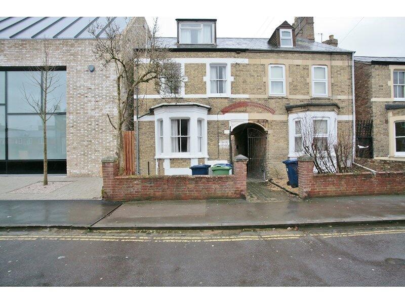 2 bed Apartment for rent in Sandford-on-Thames. From College & County ltd - Oxford