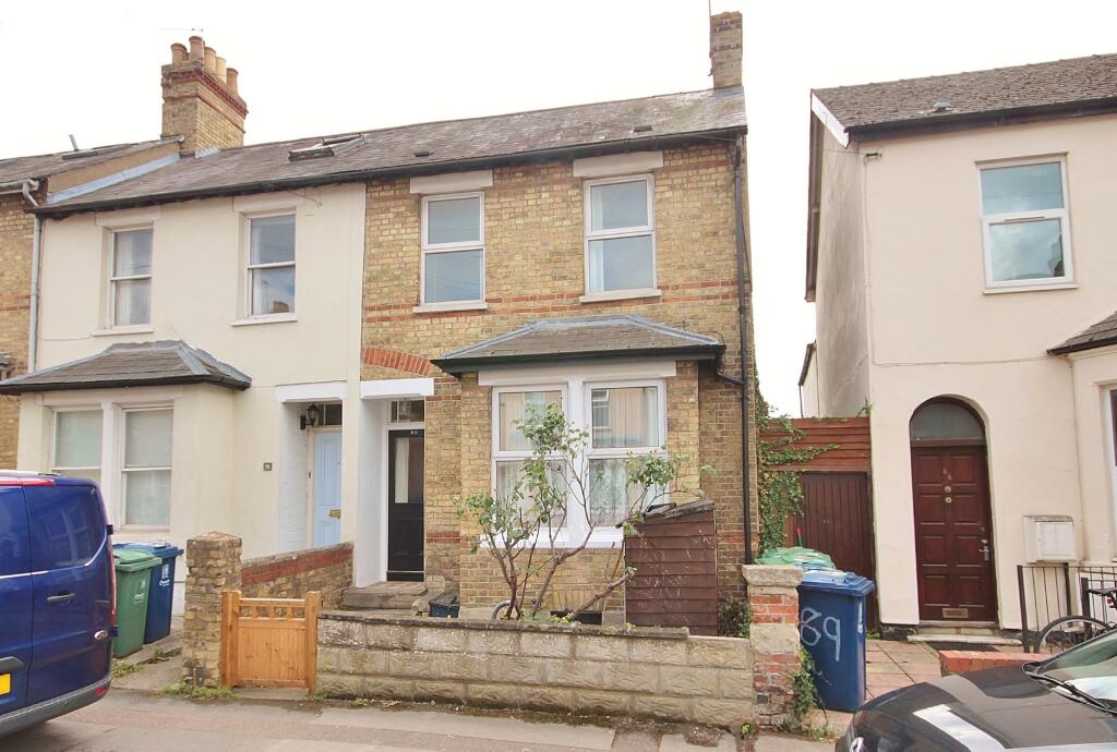 3 bed Mid Terraced House for rent in Sandford-on-Thames. From College & County ltd - Oxford 3 bed Mid Terraced House for rent in Sandford-on-Thames. From College & County ltd - Oxford