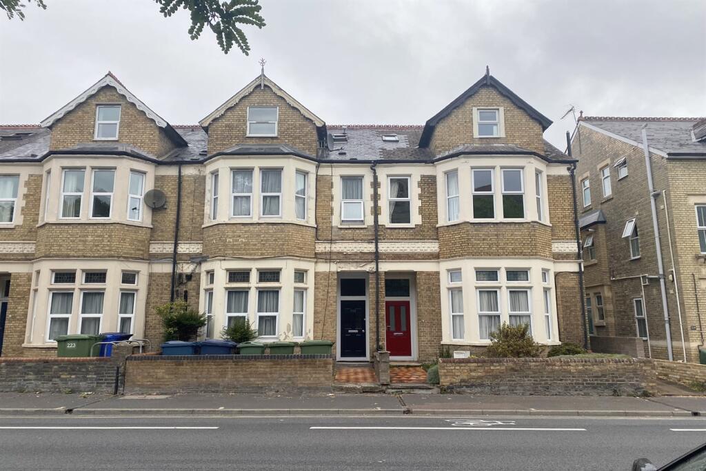 1 bed Apartment for rent in Sandford-on-Thames. From College & County ltd - Oxford