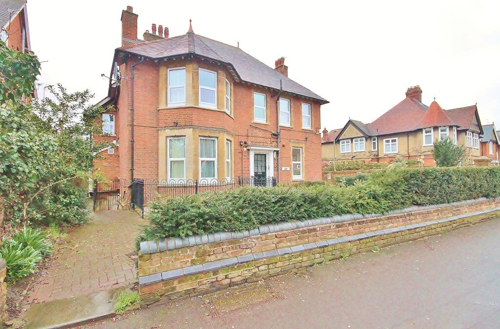 1 bed Apartment for rent in Sandford-on-Thames. From College & County ltd - Oxford 1 bed Apartment for rent in Sandford-on-Thames. From College & County ltd - Oxford