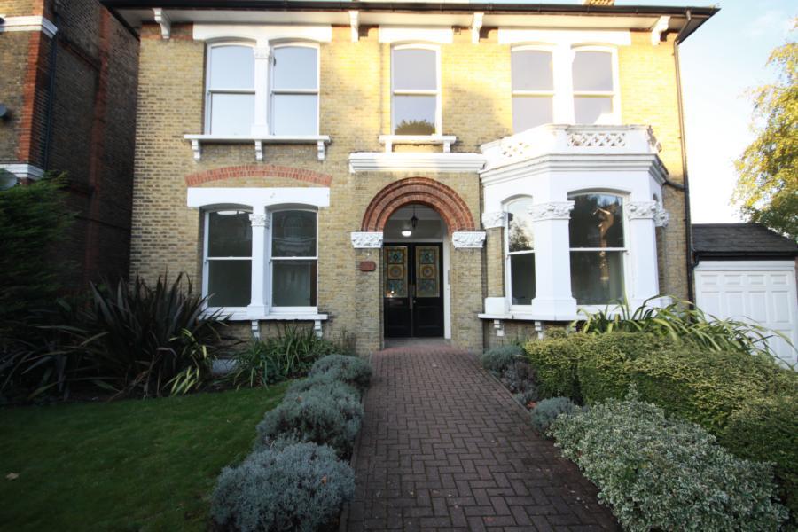 1 bed Flat for rent in London. From Comber & Company - Blackheath Village