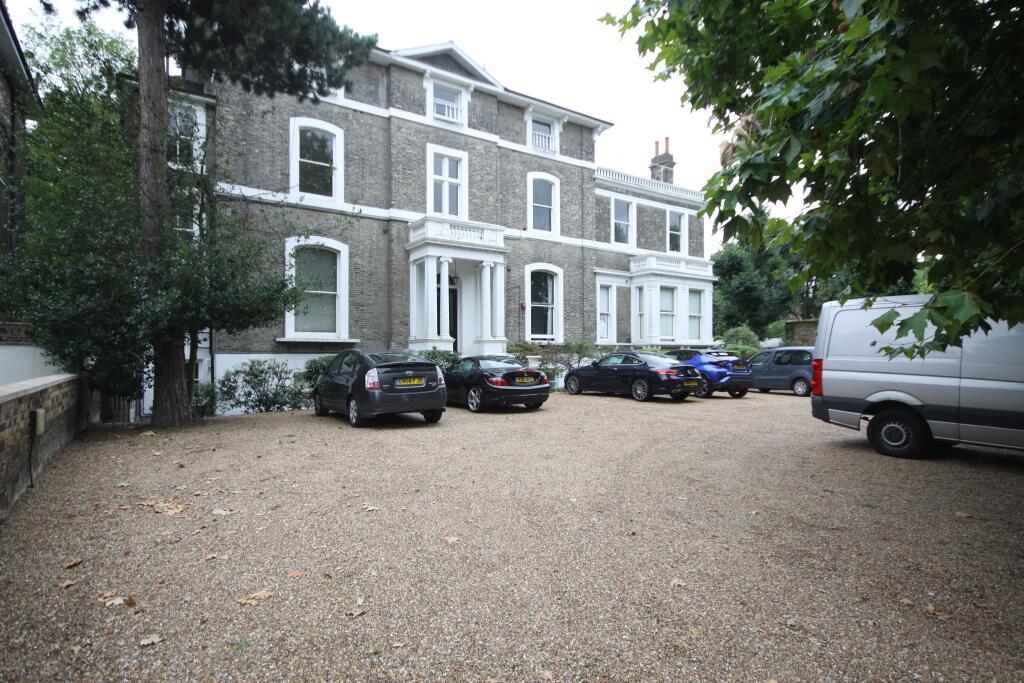 1 bed 1st Floor Flat for rent in Greenwich. From Comber & Company - Blackheath Village