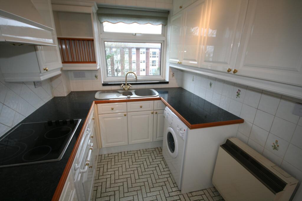 0 bed 1st Floor Flat for rent in Catford. From Comber & Company - Blackheath Village