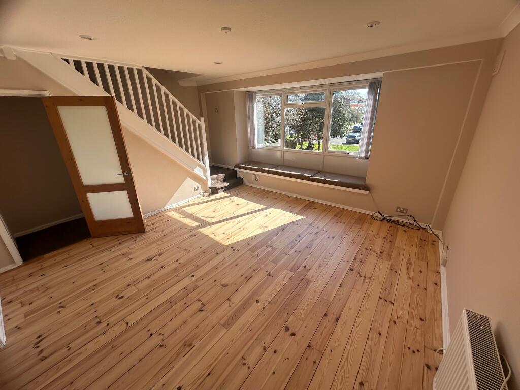 2 bed 1st Floor Flat for rent in Eltham. From Comber & Company - Blackheath Village