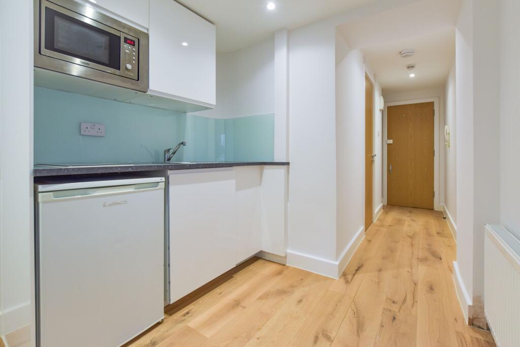4 bed Studio for rent in Paddington. From Concept Studio Apartments - London 4 bed Studio for rent in Paddington. From Concept Studio Apartments - London
