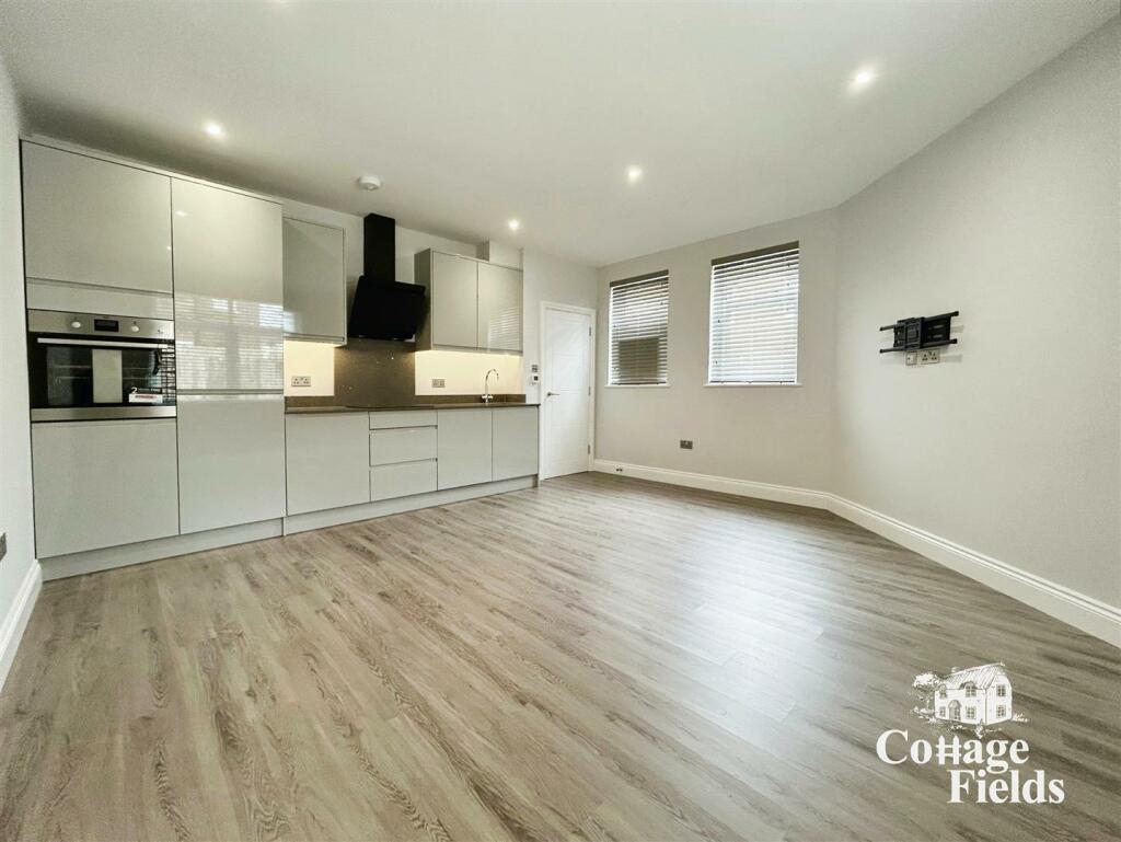 1 bed Flat for rent in Crews Hill. From Cottage Fields - Enfield