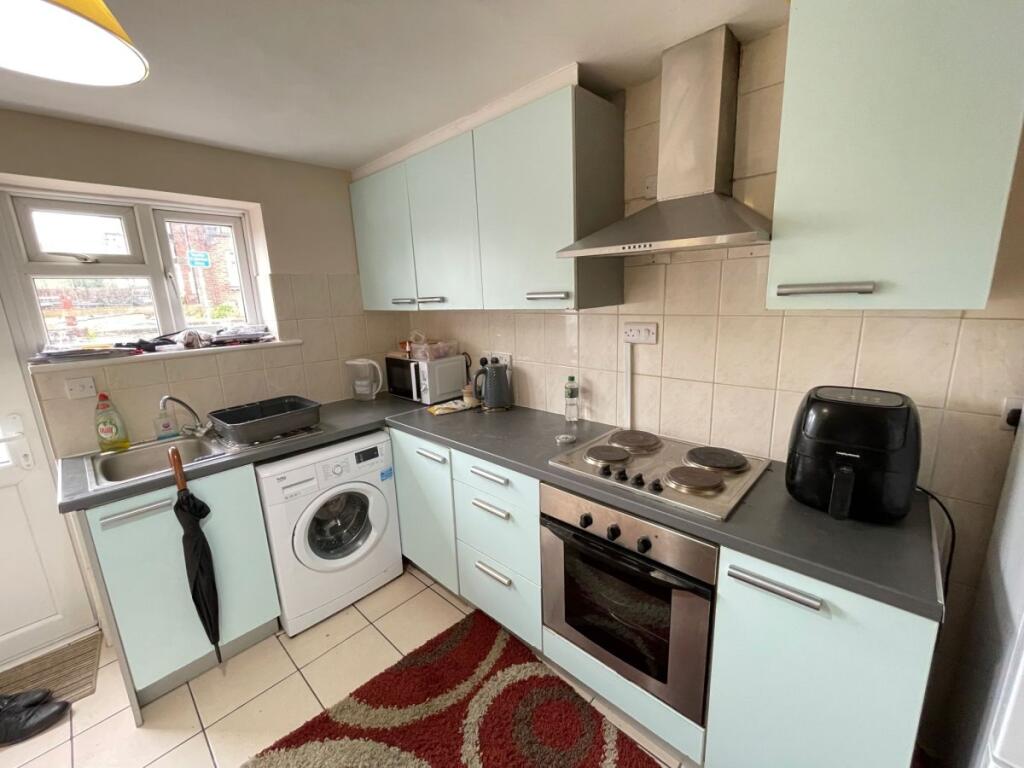 1 bed 1st Floor Flat for rent in Downley. From Chiltern Hills - High Wycombe