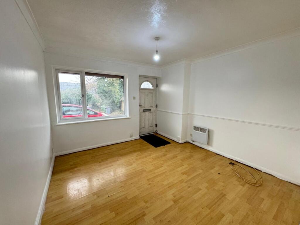 1 bed 1st Floor Flat for rent in High Wycombe. From Chiltern Hills - High Wycombe