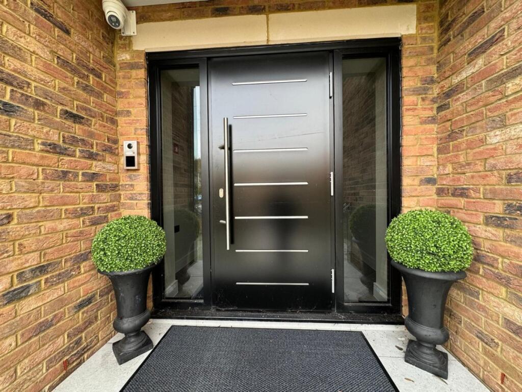 2 bed Apartment for rent in High Wycombe. From Chiltern Hills - High Wycombe